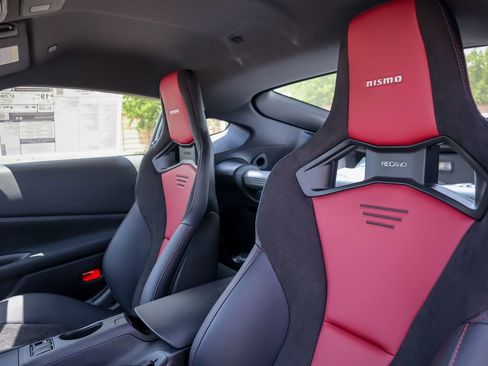 New 2025 Nissan Z NISMO w/ Floor Mat Package image 8