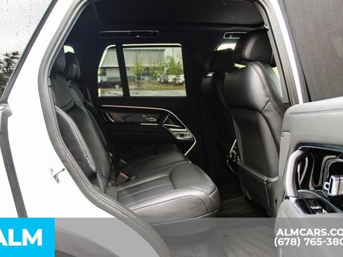 Used 2023 Land Rover Range Rover SE AWD/4WD image 17
