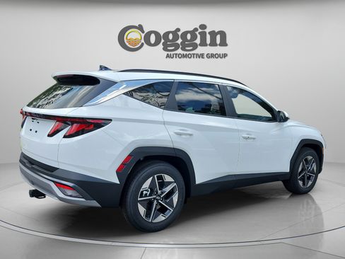 New 2026 Hyundai Tucson SEL w/ Tow & Go Package FWD image 5
