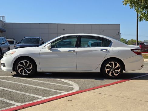 Used 2016 Honda Accord EX image 6