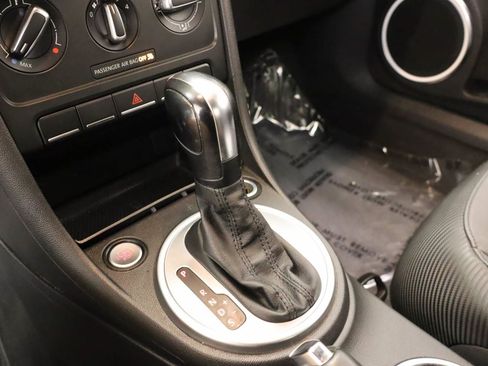 Used 2012 Volkswagen Beetle 2.5 FWD image 9
