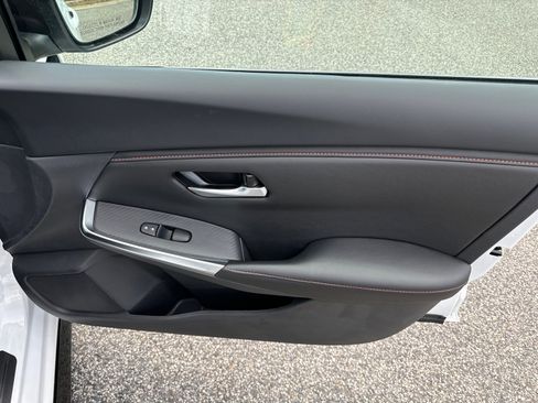 New 2025 Nissan Sentra SR w/ Midnight Edition image 14