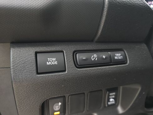 Used 2024 Nissan Frontier Pro-X w/ Pro Convenience Package RWD image 26