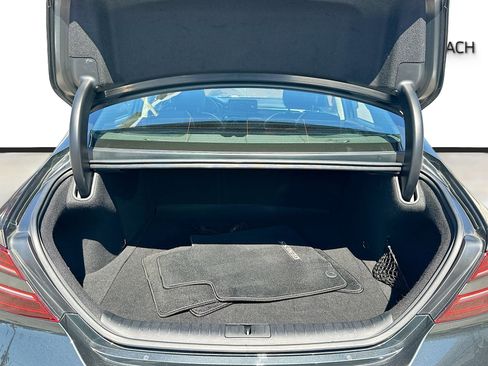 Used 2022 Genesis G70 2.0T w/ Prestige Package RWD image 28