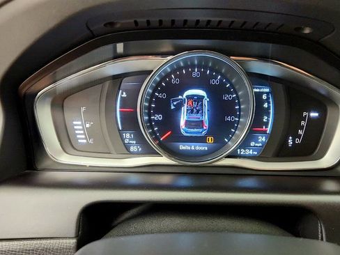 Used 2016 Volvo XC60 T6 AWD/4WD image 13