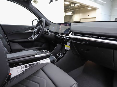 Certified 2025 BMW X1 xDrive28i w/ Convenience Package image 27