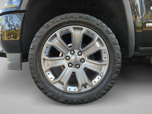 Used 2018 GMC Sierra 1500 Denali w/ Denali Ultimate Package image 15