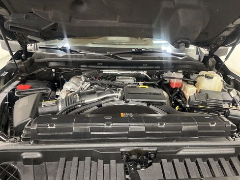 Used 2023 GMC Sierra 3500 AT4 w/ AT4 Premium Plus Package image 31