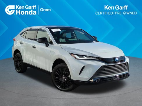 Used 2024 Toyota Venza Nightshade image 1