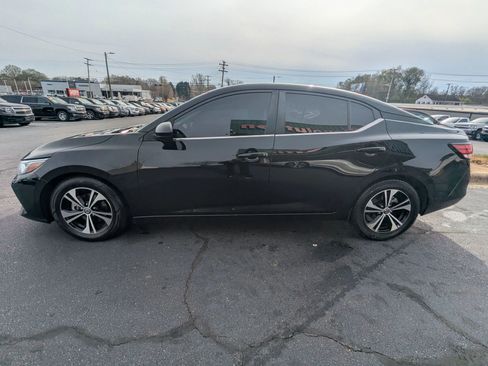 Used 2021 Nissan Sentra SV image 4