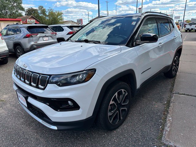 Used 2022 Jeep Compass Limited AWD/4WD image 3