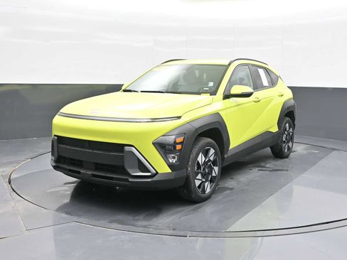 Used 2024 Hyundai Kona SEL w/ Convenience Package image 5