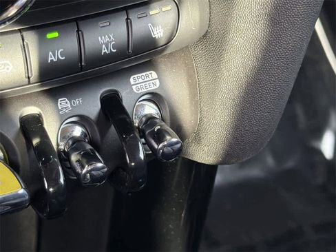 Used 2023 MINI Cooper SE image 21