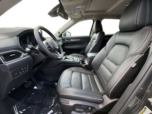 Used 2025 MAZDA CX-5 AWD 2.5 S w/ Premium Plus Pkg image 9