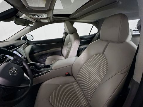 Certified 2020 Toyota Camry SE FWD image 19