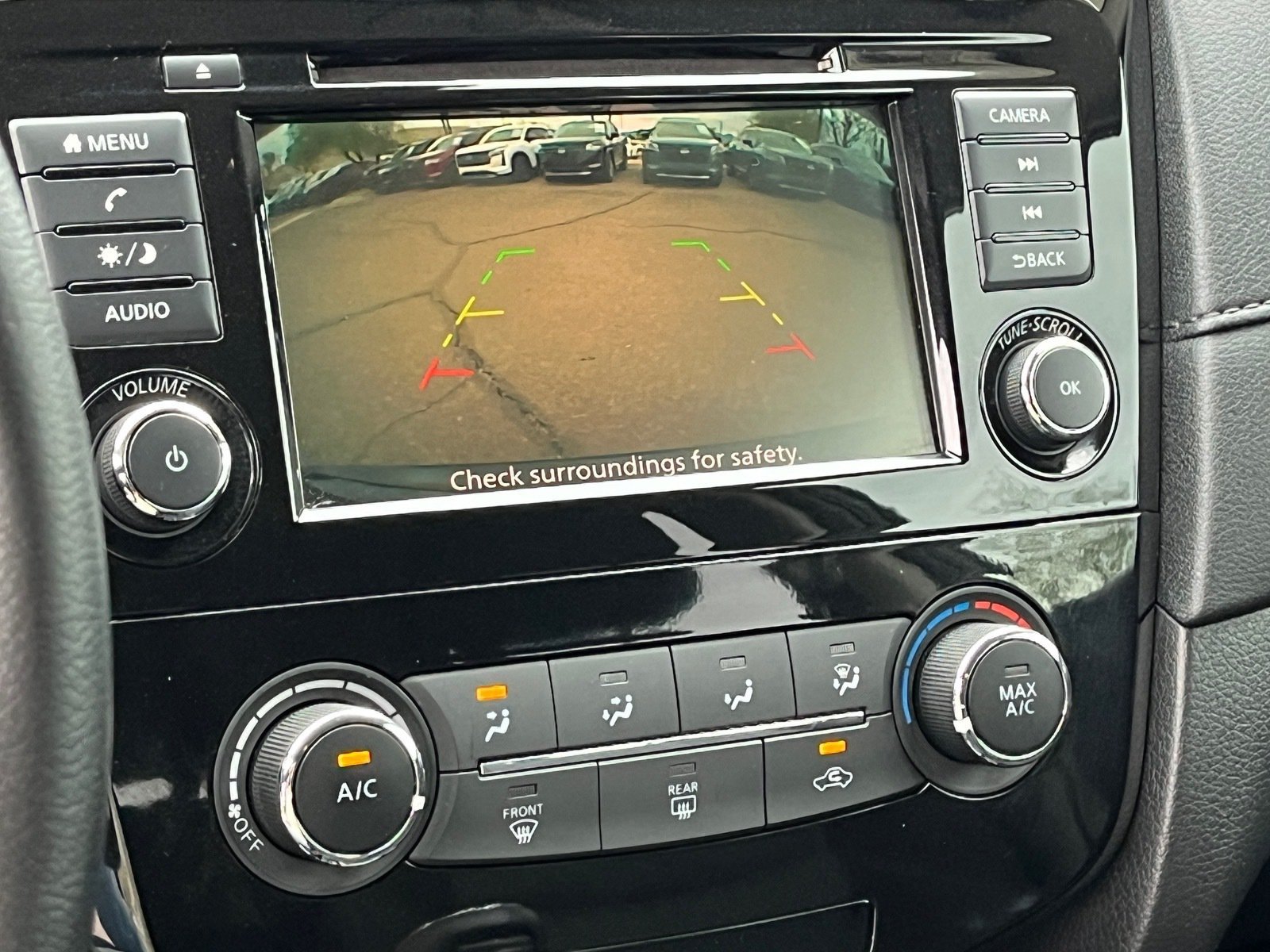 Used 2020 Nissan Rogue S w/ Special Edition Package FWD image 25