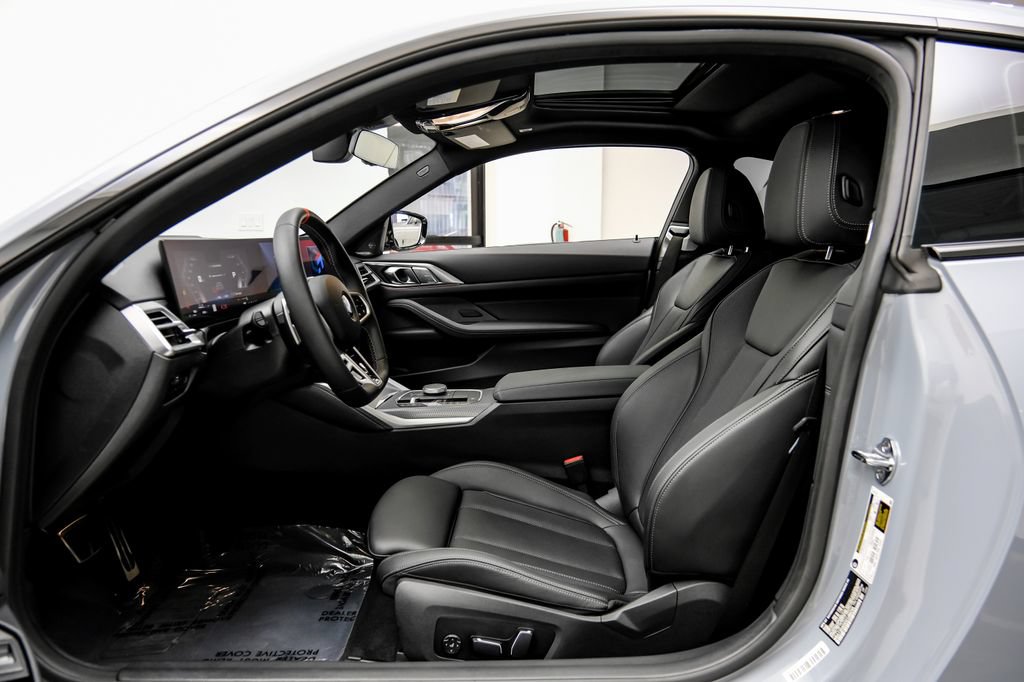 Used 2025 BMW M440i Coupe w/ Premium Package RWD image 6