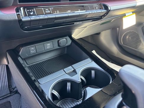 New 2026 Toyota Prius Plug-In Hybrid image 20