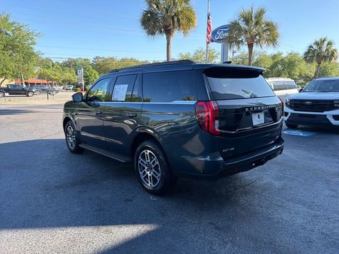 Certified 2025 Ford Expedition Active AWD/4WD image 5