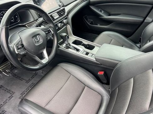 Used 2022 Honda Accord Sport image 11