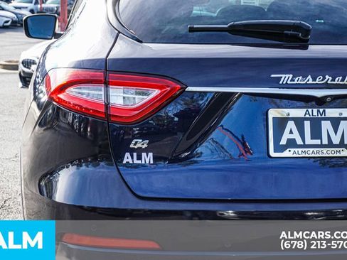 Used 2018 Maserati Levante GranLusso image 15