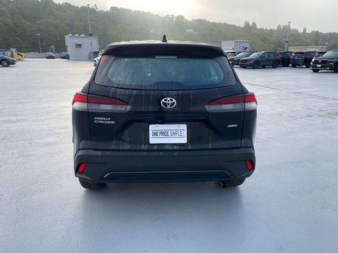 New 2026 Toyota Corolla Cross L image 9