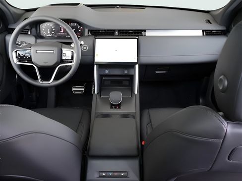 Used 2025 Land Rover Discovery Sport Dynamic SE AWD/4WD image 16