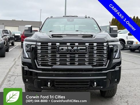 Used 2025 GMC Sierra 2500 Denali Ultimate image 2