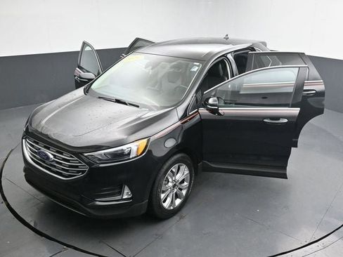 Certified 2024 Ford Edge Titanium AWD/4WD image 31