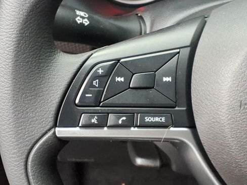 Used 2020 Nissan Kicks S FWD image 17