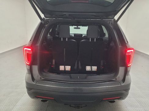 Used 2019 Ford Explorer XLT w/ Equipment Group 202A FWD image 29
