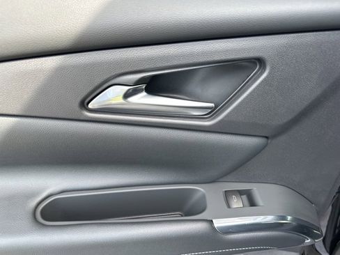 New 2026 Chevrolet Traverse LT w/ Midnight/Sport Edition image 33