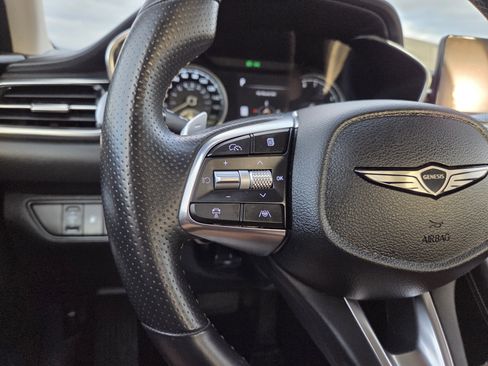 Used 2025 Genesis G70 2.5T image 37