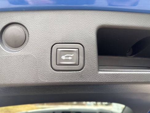 Certified 2025 Chevrolet Equinox ACTIV AWD/4WD image 12