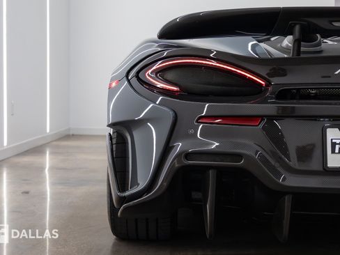Used 2020 McLaren 600LT Spider RWD image 20