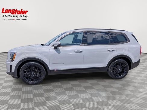 Used 2022 Kia Telluride EX w/ EX Premium Package AWD/4WD image 2