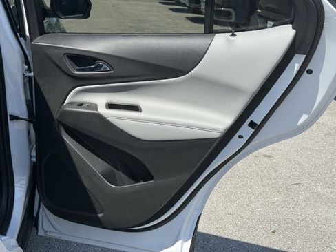 Used 2020 Chevrolet Equinox Premier image 37