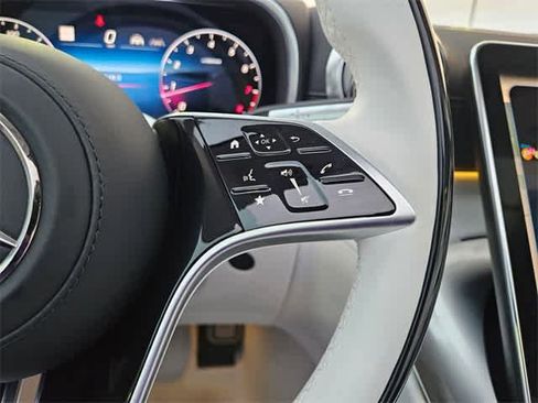 Used 2026 Mercedes-Benz Maybach SL 680 image 21