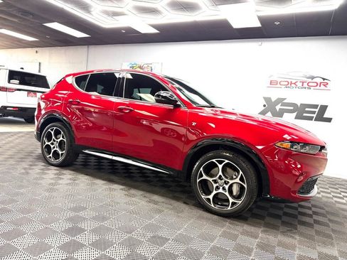 Used 2024 Alfa Romeo Tonale Ti AWD/4WD image 2
