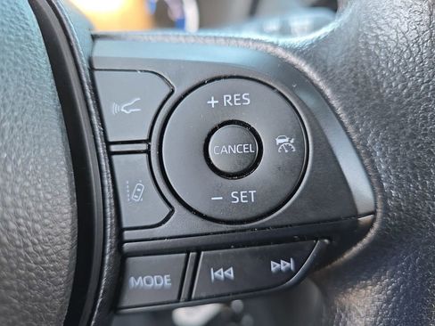 Certified 2025 Toyota RAV4 LE image 19