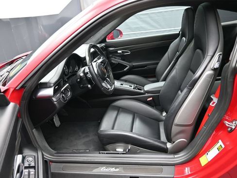 Certified 2019 Porsche 911 Turbo AWD/4WD image 5