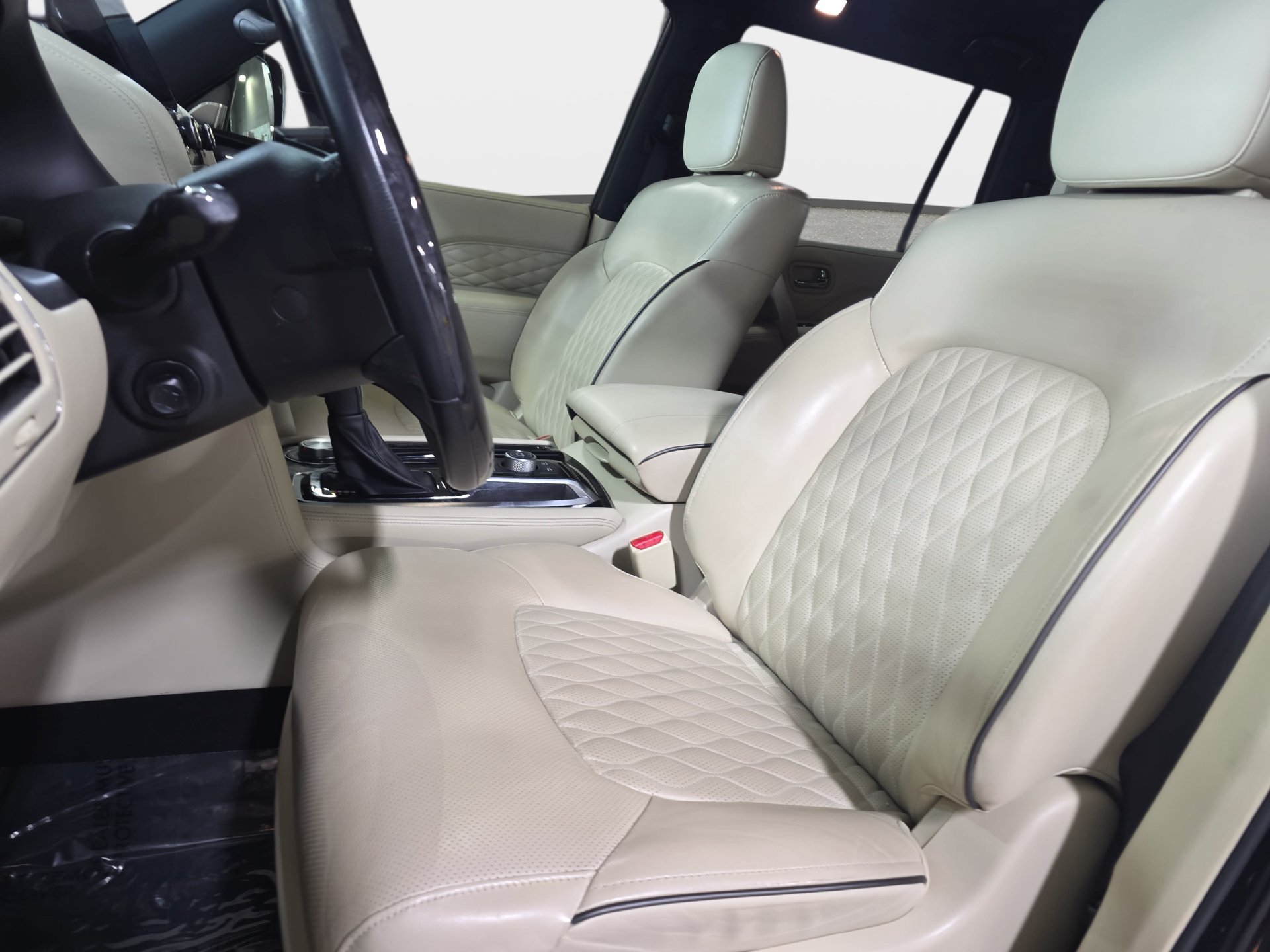 Certified 2024 INFINITI QX80 Sensory AWD/4WD image 15