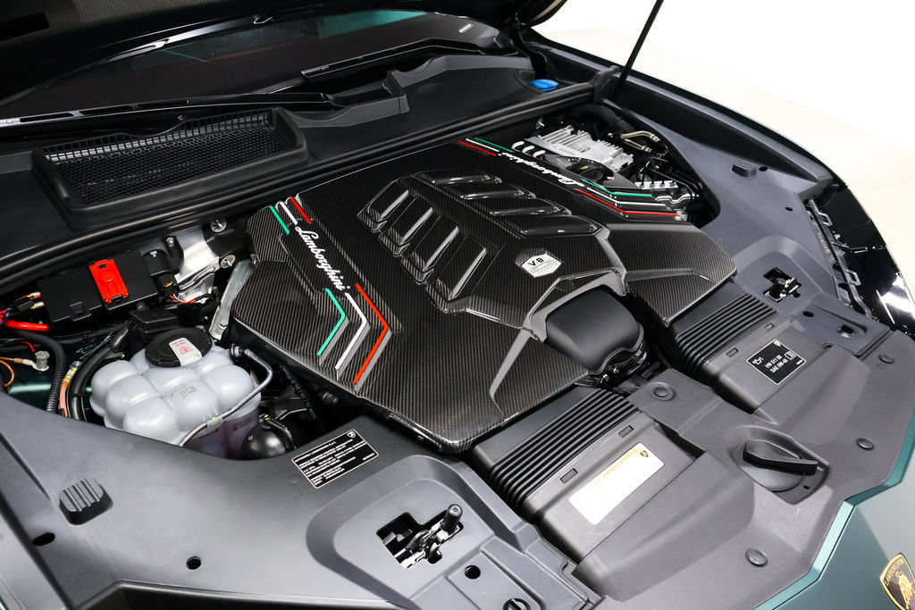 Used 2024 Lamborghini Urus Performante AWD/4WD image 64