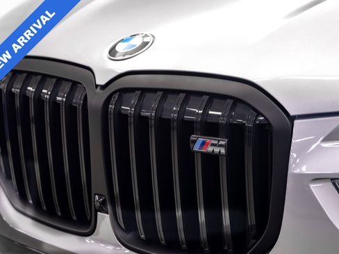Used 2025 BMW X7 M60i w/ Executive Package image 12