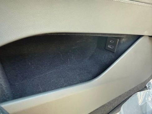 Used 2025 Cadillac Escalade Sport w/ LPO, Floor Liner Package AWD/4WD image 37