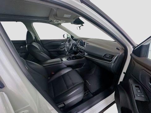 Used 2023 Nissan Rogue SV w/ SV Premium B Package FWD image 30