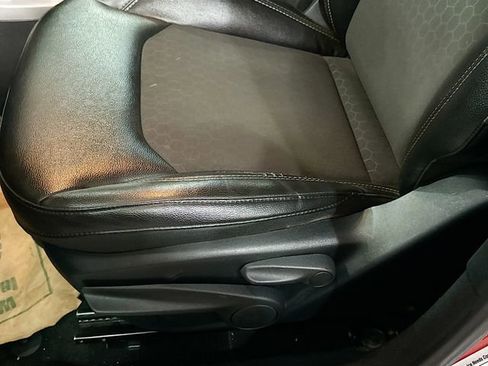 Used 2018 Jeep Compass Latitude w/ Cold Weather Group image 19