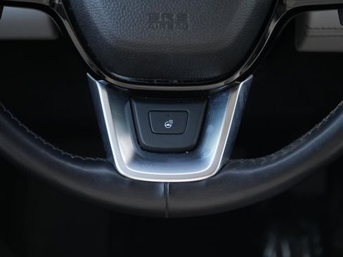 Used 2025 Honda Pilot Elite image 24