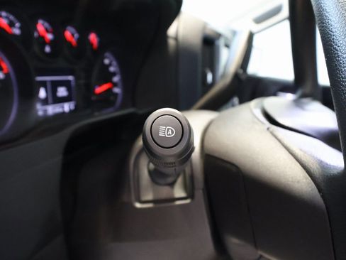 Certified 2025 Chevrolet Silverado 1500 Custom Trail Boss w/ Dark Appearance Package image 12