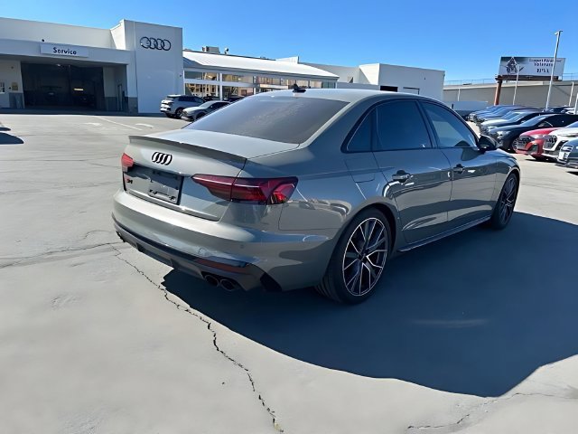 Used 2023 Audi S4 Premium Plus w/ Premium Plus Package AWD/4WD image 3